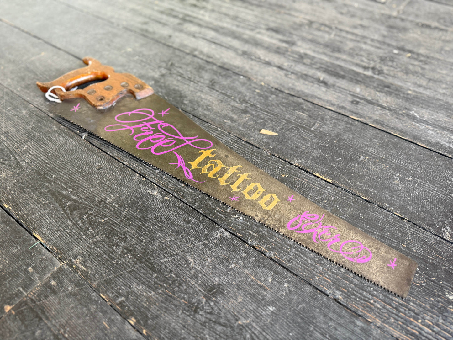 Hand Painted Vintage Saw | Free Tattoo Fixer - Original Renegade