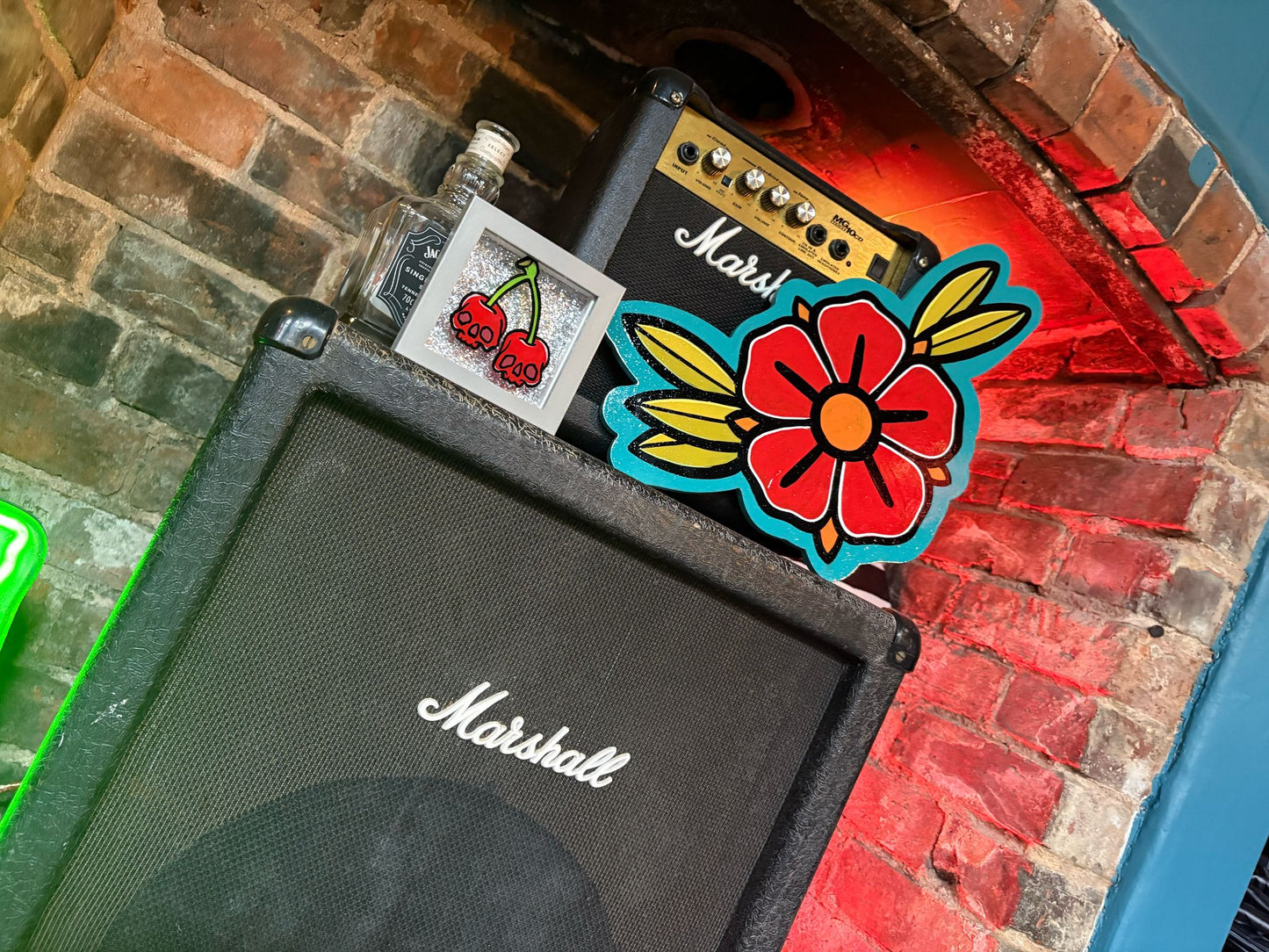 Trad Style Blossom Wall Hanger